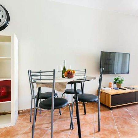 Cosy Apartment In Los Cristianos 5Min To The Ocean Esterno foto