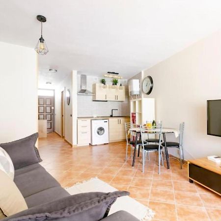 Cosy Apartment In Los Cristianos 5Min To The Ocean Esterno foto