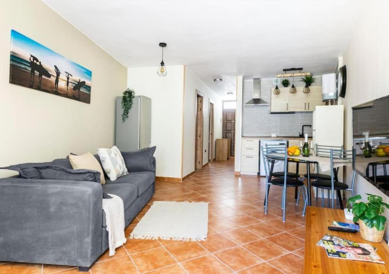 Cosy Apartment In Los Cristianos 5Min To The Ocean Esterno foto